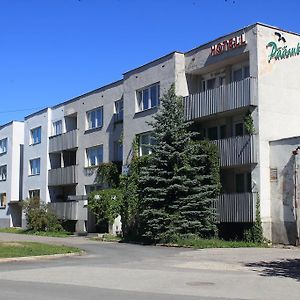 Hotell Paeaesuke Йыхви Exterior photo