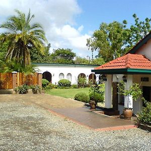 Tranquilo Resorts Лилонгве Exterior photo