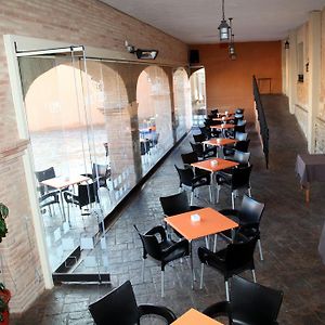 Hotel Restaurante El Colono Гальюр Exterior photo