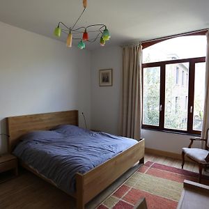 Bed And Breakfast Le Fourchu Fosse Льеж Room photo