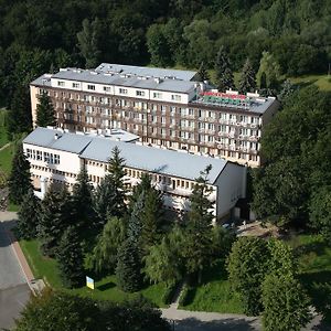 Отель Sanatorium Gornik Ивонич-Здруй Exterior photo
