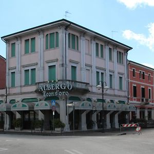 Albergo Ristorante Leon D'Oro Новента-ди-Пьяве Exterior photo