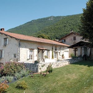 Bed and Breakfast L'Estapade Des Tourelons Сен-Жан-ан-Руаян Exterior photo