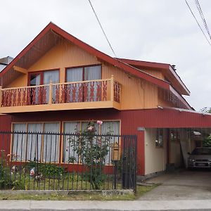 Bed and Breakfast Casa Chilhue - Hostal Residencial Кастро Exterior photo