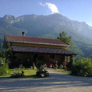 B&B Le Ginestre Castelli Exterior photo