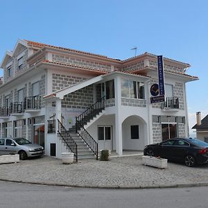 Отель Alojamento Local S. Bartolomeu Транкозу Exterior photo