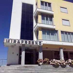 Hotel Mirafresno Миранда-ду-Дору Exterior photo