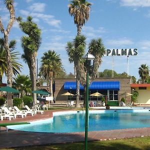Hotel Las Palmas Midway Inn Матеуала Exterior photo