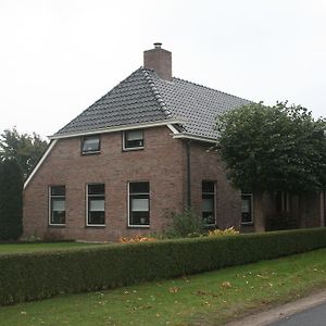 Bed and Breakfast De Pompstee Rolde Exterior photo