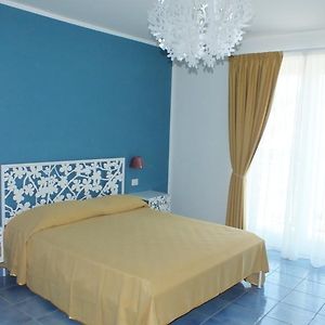 Апартаменты Casa Vacanze Baia Garagliano Скарио Room photo