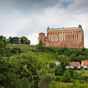 Отель Zamek Golubski Exterior photo