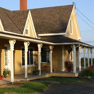 Bed and Breakfast Gite Au Blanc Marronnier Racine Exterior photo