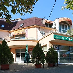 Acropolis Hotel Пазарджик Exterior photo