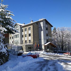 Holastays Hotel La Cabana Ордино Exterior photo