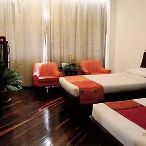 Pathumrat Hotel, Ubonratchathani Убонратчатхани Room photo