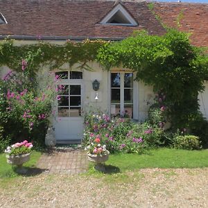 Bed and Breakfast Le Clos Du Golf Dame-Marie-les-Bois Exterior photo