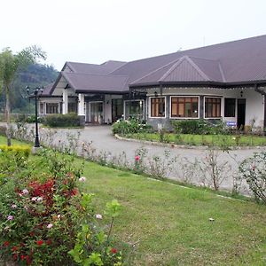 Отель Talawakele Rest House Exterior photo