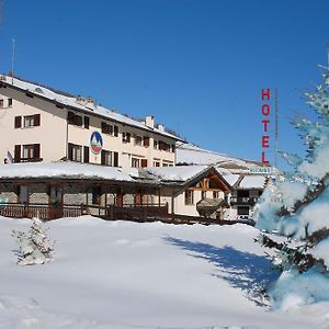 Hotel Banchetta Сестриере Exterior photo