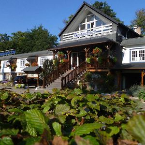 Hotel Restaurant Les Pins Logis Агно Exterior photo