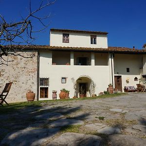 Agriturismo Podere Palazzuolo Понтассьеве Exterior photo