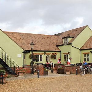 Bed and Breakfast The Green Man Stanford Southill Exterior photo