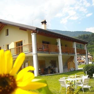 Вилла Agriturismo Il Girasole Фельтре Exterior photo