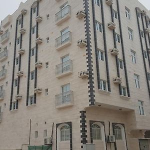 Golden Seasons Furnished Apartment Салала Exterior photo