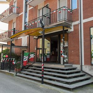 Vip Hotel Пьяченца Exterior photo