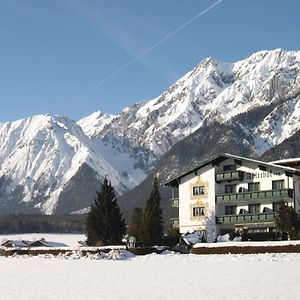 Отель Adlerhof Am Sonnenplateau Миминг Exterior photo