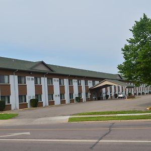 Grand Inn Motel Moorhead Exterior photo