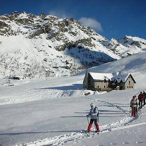 Отель Rifugio Ca Runcasch Lanzada Exterior photo