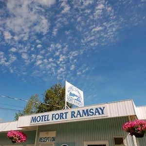 Motel & Camping Fort Ramsay Гаспе Exterior photo
