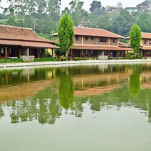 Puri Sakanti Nature Family Resort Чивидей Exterior photo