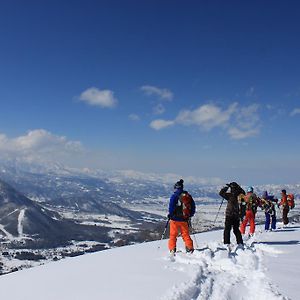 Отель Aspen Shiga Яманути Exterior photo