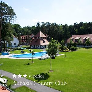 Отель Abbazia Country Club Nemesnep Exterior photo