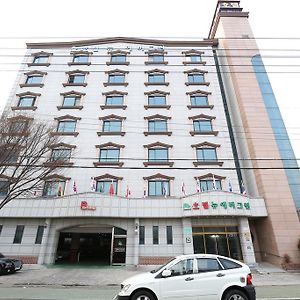 Hotel New Evergreen Мокпо Exterior photo