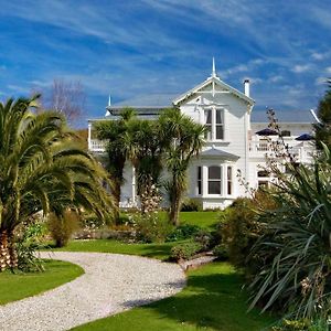 Sennen House Boutique Accommodation Пиктон Exterior photo