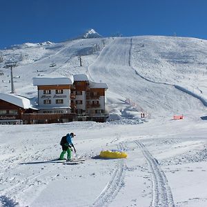 Albergo Bucaneve Камподольчино Exterior photo