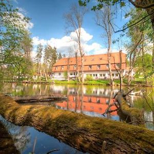 Kompleks Wypoczynkowo-Konferencyjny Mazur-Syrenka Крутынь Exterior photo