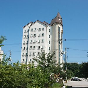 Meridien Hotel Тонхэ Exterior photo