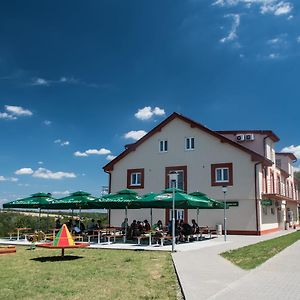 Отель Penzion U Vyra Vyrovice Exterior photo