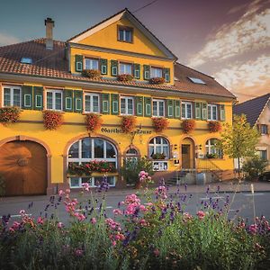 Weinhotel / Gasthaus Zur Sonne Иринген Exterior photo