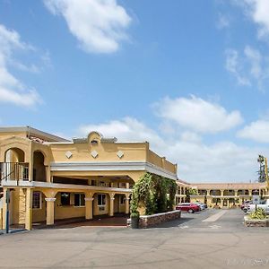 Отель El Cajon San Diego East Exterior photo