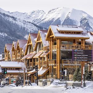 Moose Hotel And Suites Банф Exterior photo