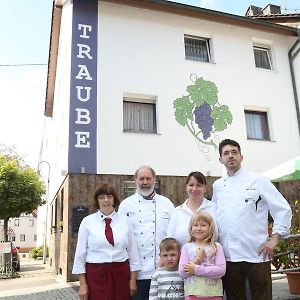 Отель Gasthof Traube Аспах Exterior photo