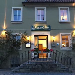 Отель Gasthaus Zum Schwan Castell Exterior photo