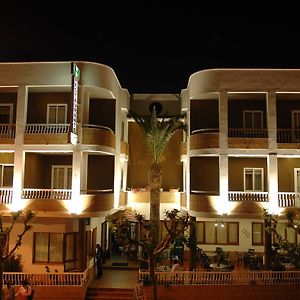 Hosteleria La Palmera De Miajadas Sl Миахадас Exterior photo