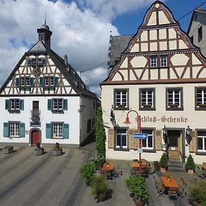 Hotel Zur Schloss-Schenke Нойвид Exterior photo