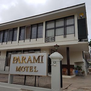 Parami Motel Кало Exterior photo