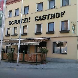 Gasthof Schatzl Грискирхен Exterior photo